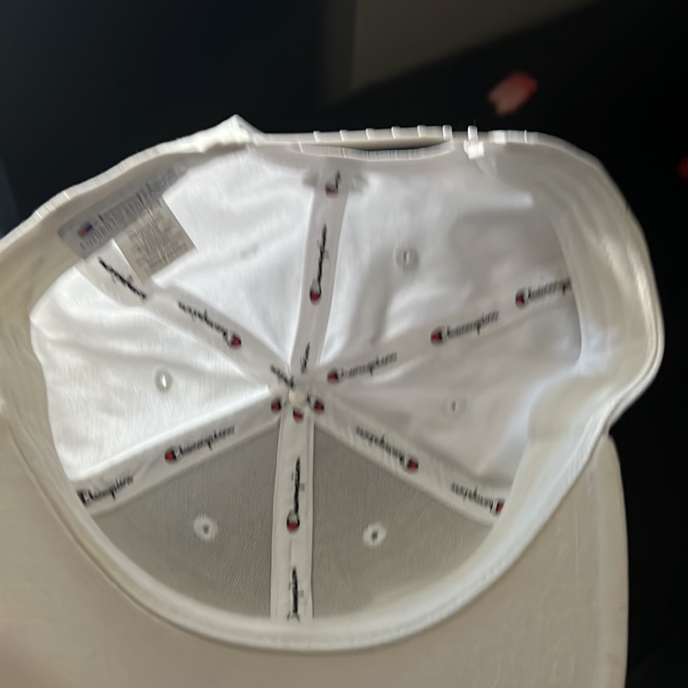 Champion snap back - Picture 2 of 3